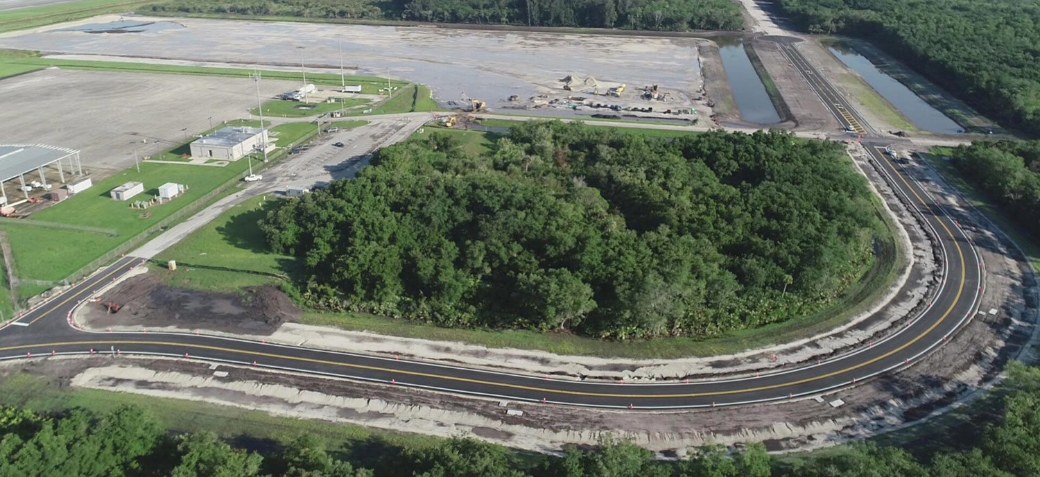 The Middlesex Corporation delivered the Southfield Mitigation Area & Shuttle Landing Facility as a CM/GC along with Middlesex Paving services. The project was on two separate sites -Southfield Mitigation Area and Space Shuttle Landing Facility.