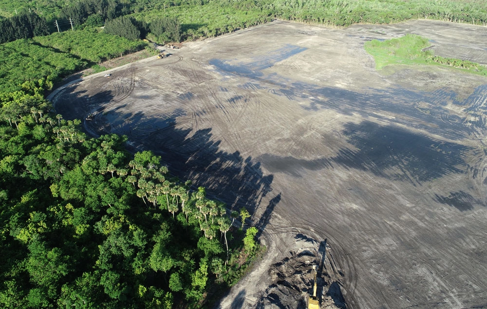 The Middlesex Corporation delivered the Southfield Mitigation Area & Shuttle Landing Facility as a CM/GC along with Middlesex Paving services. The project was on two separate sites -Southfield Mitigation Area and Space Shuttle Landing Facility.