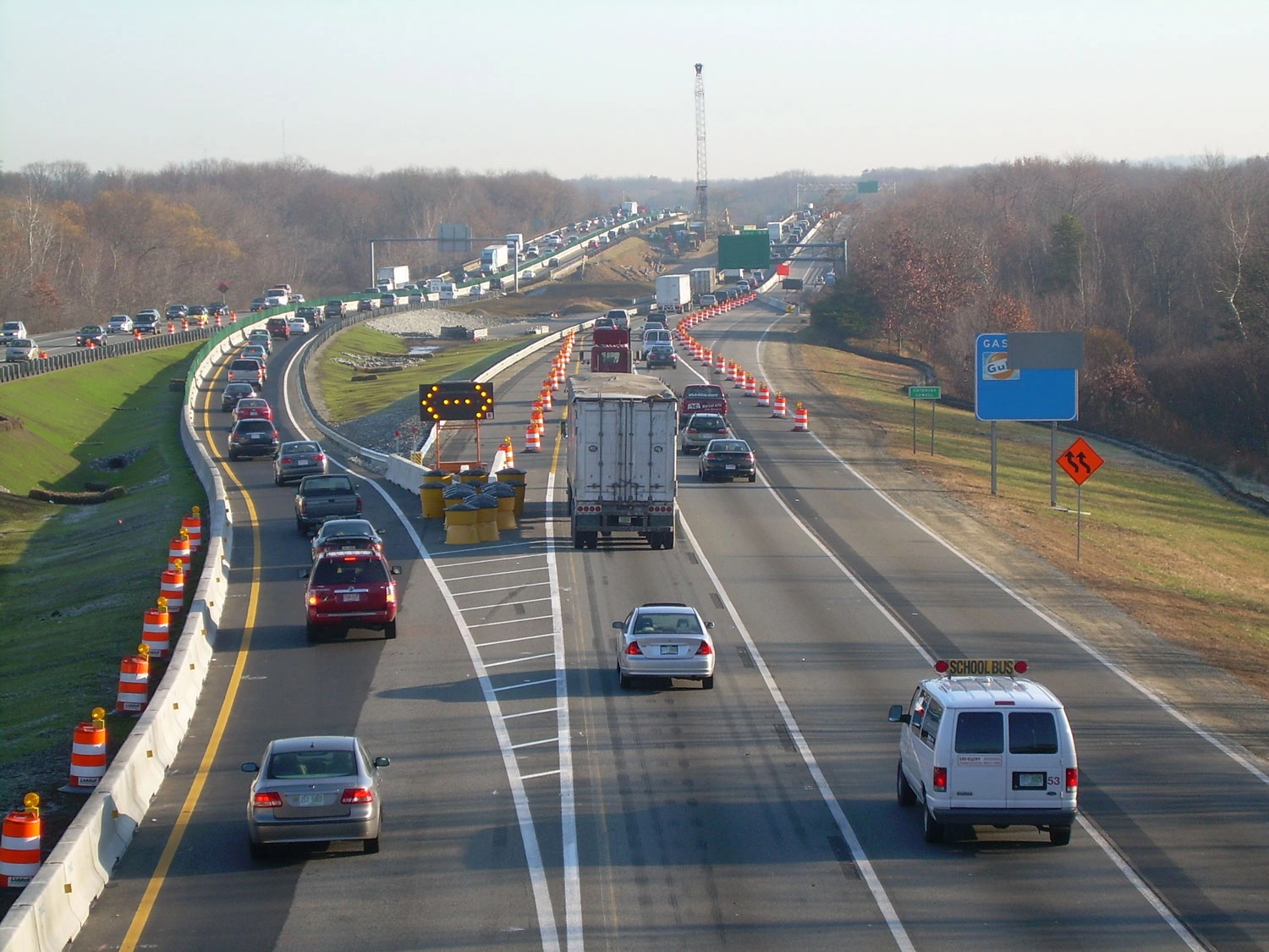 The I-495 Lowell Bridge Bundle, a Design-Build, was completed in 2011 for the Massachusetts Department of Transportation (massDOT). The project included the design and replacement of six bridges carrying I-495 northbound and south bound over the Concord River, the MBTA commuter rail tracks, and Woburn Street in Lowell, MA.