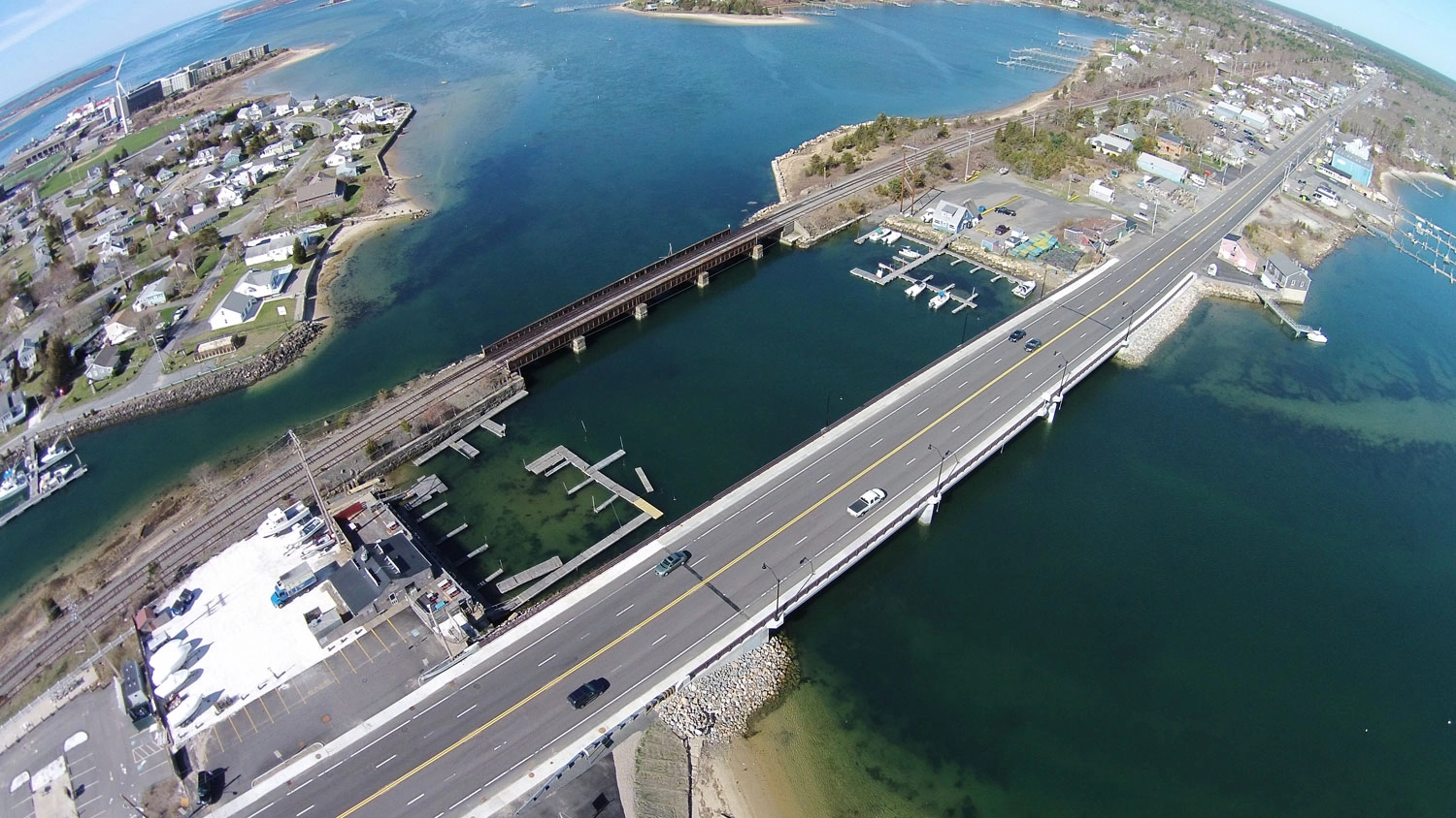 The William H. Dalton Memorial Bridge carries US Route 6/ State Route 28 (the Cranberry Highway) over Cohasset Narrows at the Bourne – Wareham Town Line. The Middlesex Corporation was awarded this job by the Massachusetts Department of Transportation, (MassDOT). The Middlesex Corporation replaced the existing structure with a 350’-long 3-span bridge.