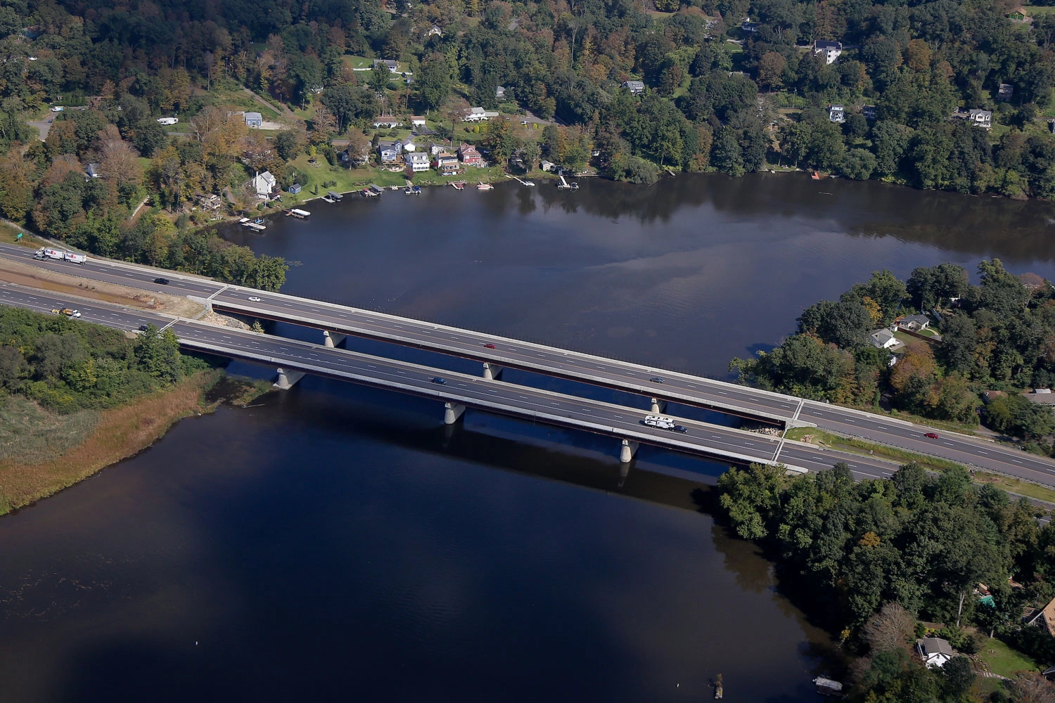 Rehabilitation of I-84 Bridges over the Housatonic River in Newtown, CT for the Connecticut Department of Transportation (CTDOT). The Middlesex Corporation, 2020-2023.