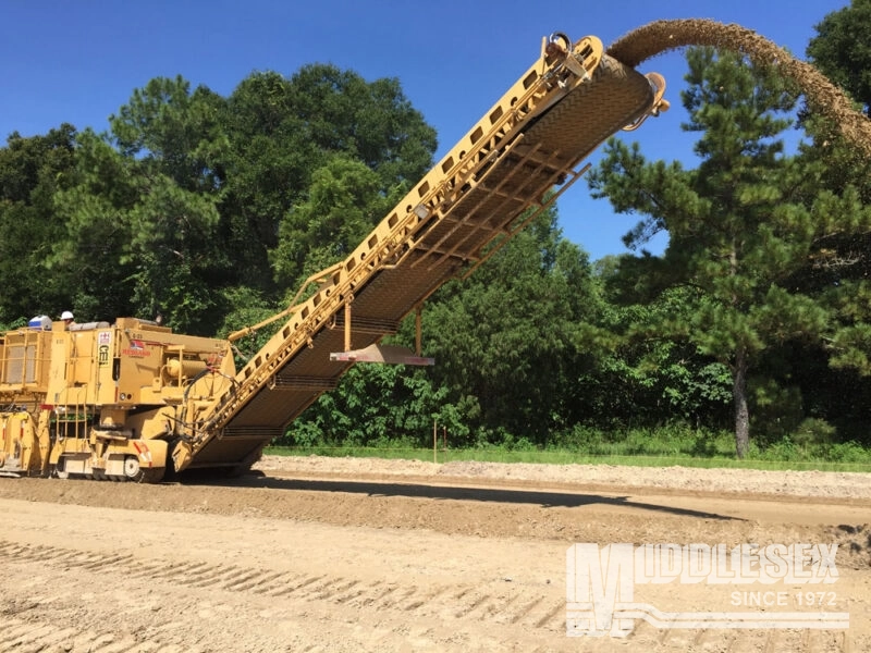 This project consists of improvements to 5.5 miles of I-75 (SR 93) from the Pasco/Hernando County Line to South of US 98/SR 50/ Cortez Boulevard in Hernando County. For client FDOT.