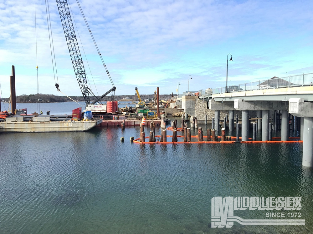 The drawbridge replacement on Beach Road over Lagoon Pond project involved the replacement of the current temporary steel bascule bridge with a new, 7-span bascule bridge.